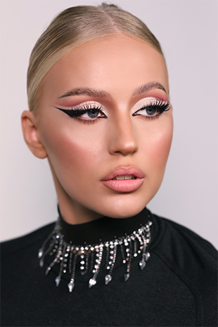 Yulia Pishchelina, makeup artist din Rusia Sankt Petersburg